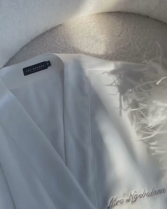 Feather Le Robe
